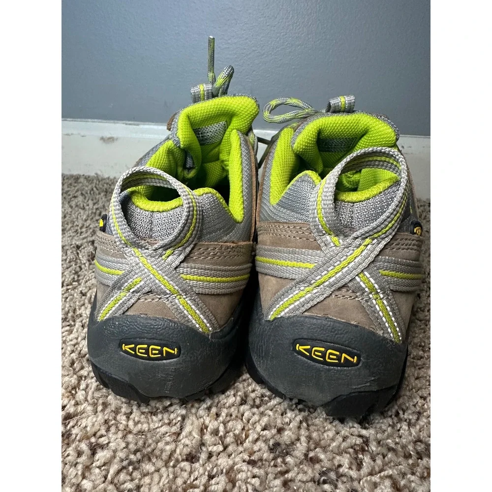 Keen Voyageur Hiking Shoes Womens US 7 EU 37.5 Shitake Lime Green Low Top Trail